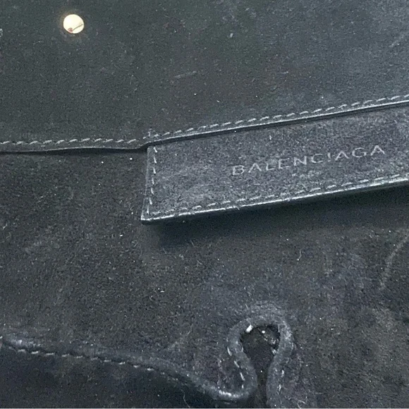 Balenciaga Tote - Picture 9 of 16